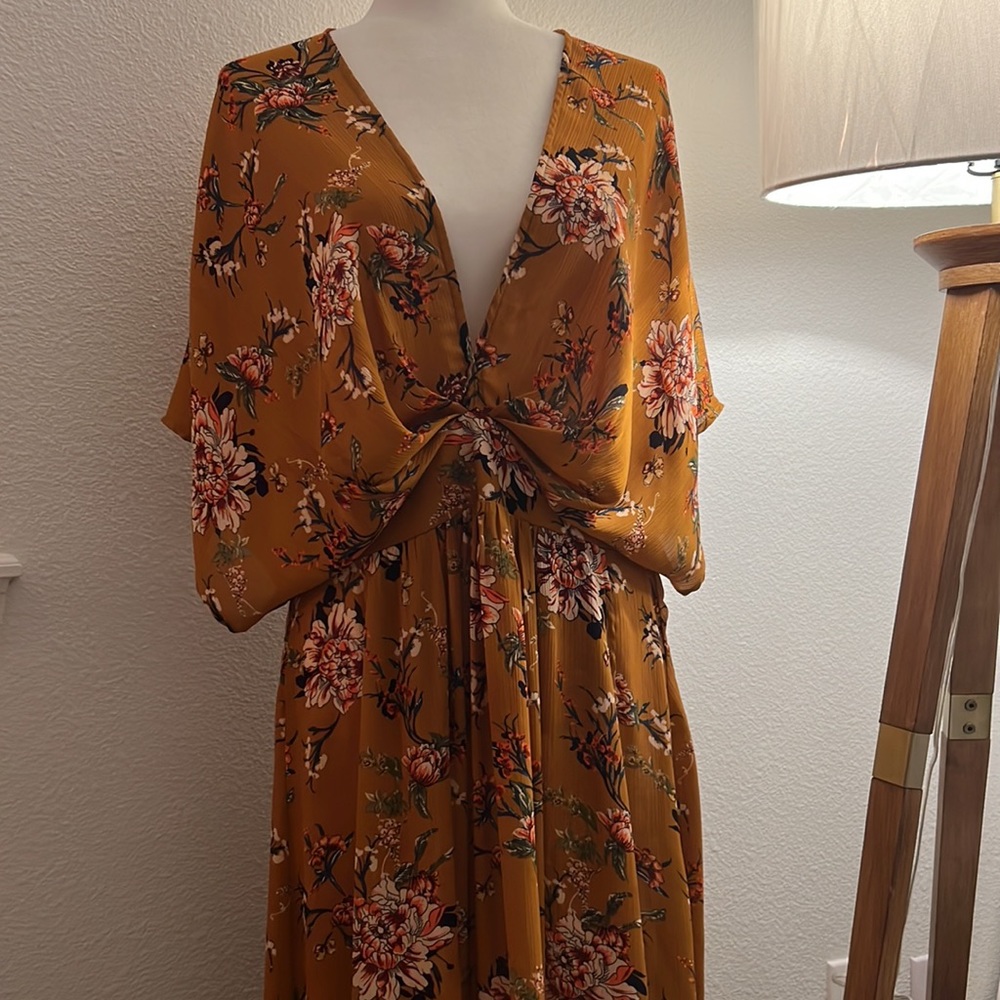 Beautiful Mustard Maxi - Picture 5 of 6
